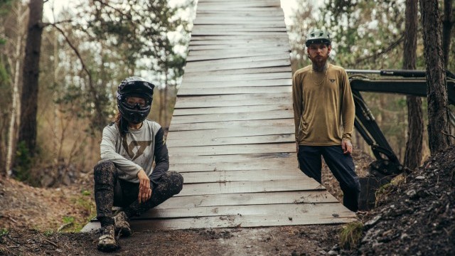 YT Industries Performance Wear - Best worn with a Pound of Dirt