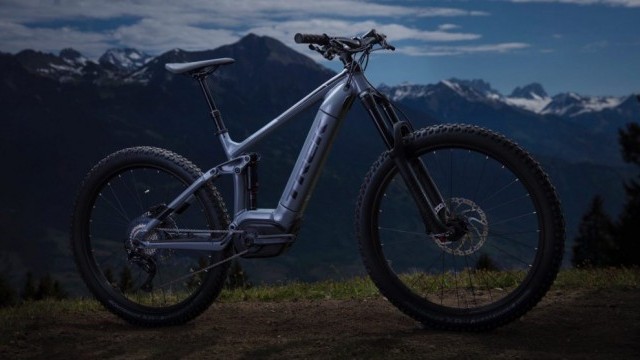 Trek Unveils New Powerfly Lineup