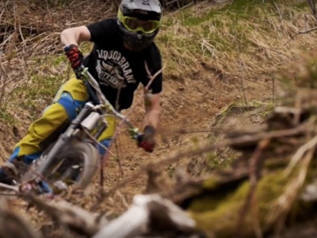 Nico Vink & Nick Pescetto Sending It On The Scott Gambler Prototype // Lost Footage #2 // 2014