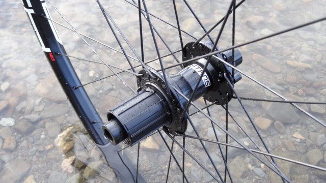 Mountain Bike Reviews - Stans NOTUBES Arch Mk3 Wheelset 2017
