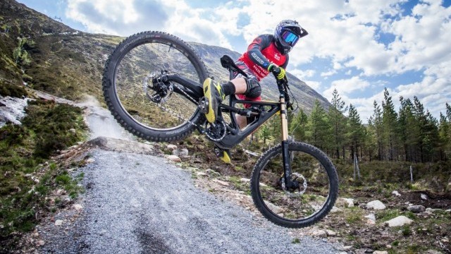Polygon XQUARONE DH First Ride