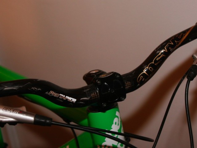 Answer Products Pro Taper Carbon 720 AM  2010