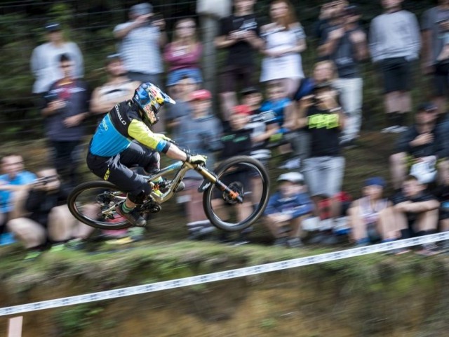 ROSE, Canyon, Trek: Tight Competition Between Factory Teams