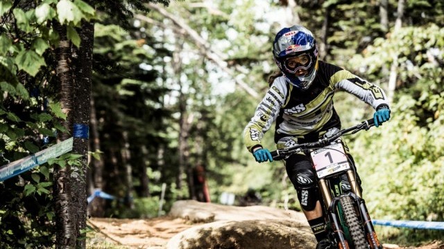 DHI - 2015 UCI MTB World Cup Presented by Shimano: Mont Sainte Anne (CAN) / Actionclip