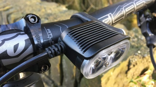 Mountain Bike Reviews - Gloworm Lights Alpha 1200 2018