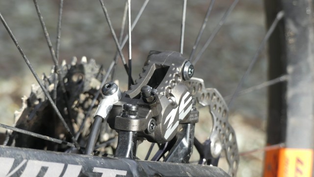 Mountain Bike Reviews - Shimano Zee Brakes 2018