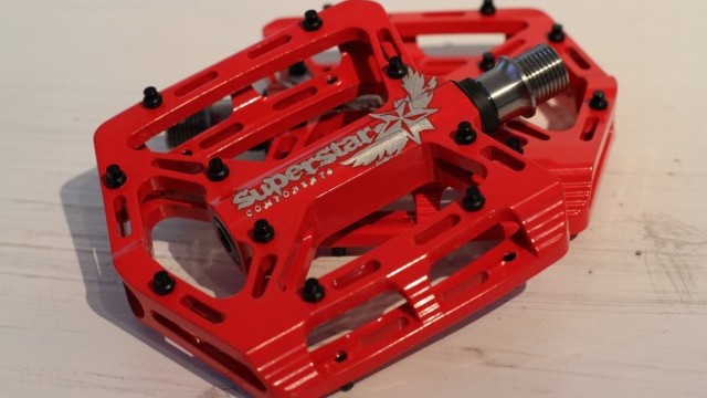 Mountain Bike Reviews - Superstar Components Ultra Mag CNC Ti Axle Pedals  2012