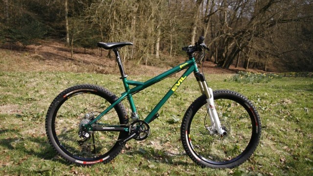 Mountain Bike Reviews - Evil Bikes Sovereign  2010