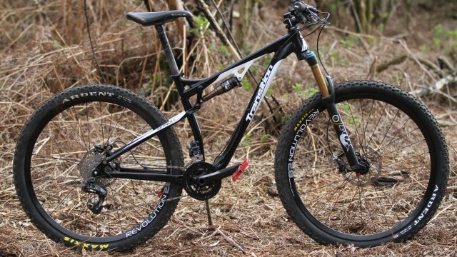 Mountain Bike Reviews - Transition Bikes Bandit 29er  2012
