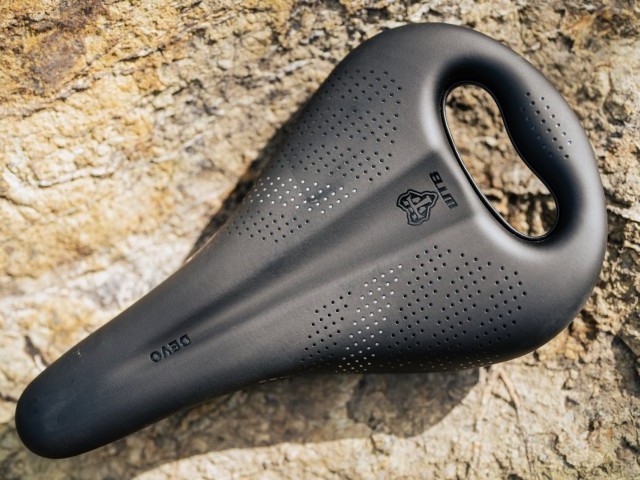 New WTB Devo saddle featuring Pickup handle