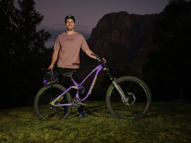 Sam Reynolds Re-Signs with NS Bikes & Marks 10 years with the UR Team