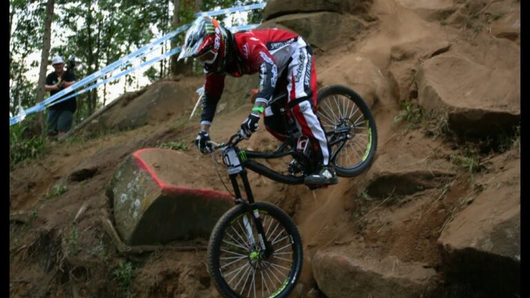 Red Bull Mountain Bike Chronicles Episode 6 - Mont Sainte Anne
