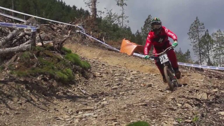 Specialized Racing: World Cup DH3 - Vallnord