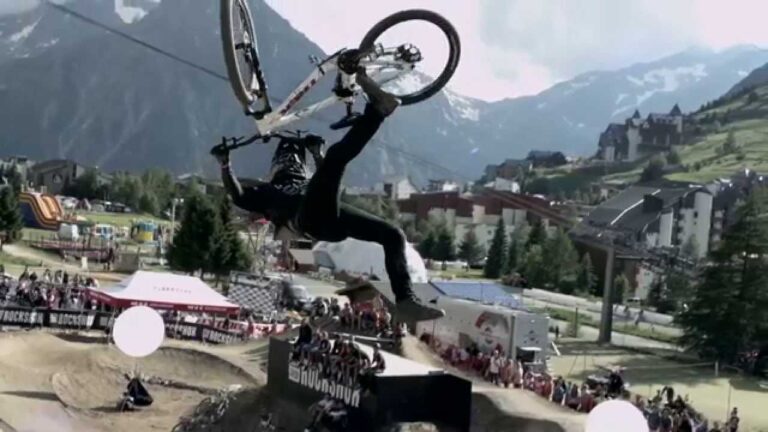 Best MTB slopestyle runs and course overview - Crankworx Les Deux Alpes 