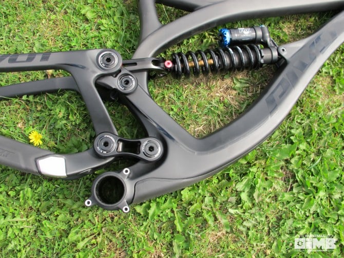 2015 Pivot 2015 Pivot Phoenix DH Frame2