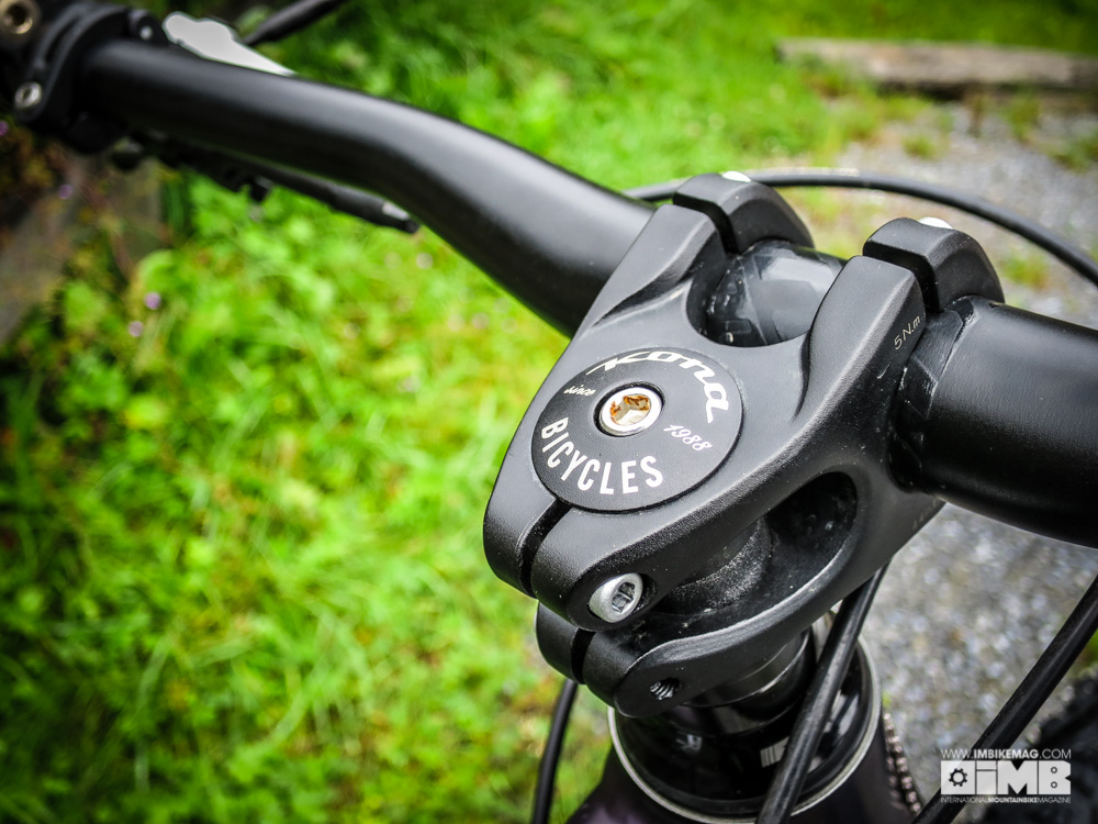 A 40mm stem is rarely found on a 29er...