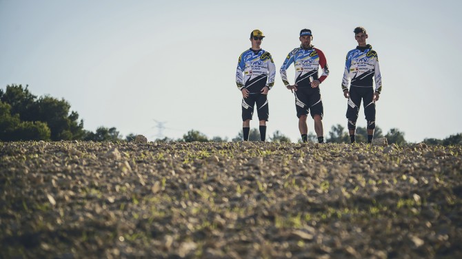 2014-10-28 Mondraker Press