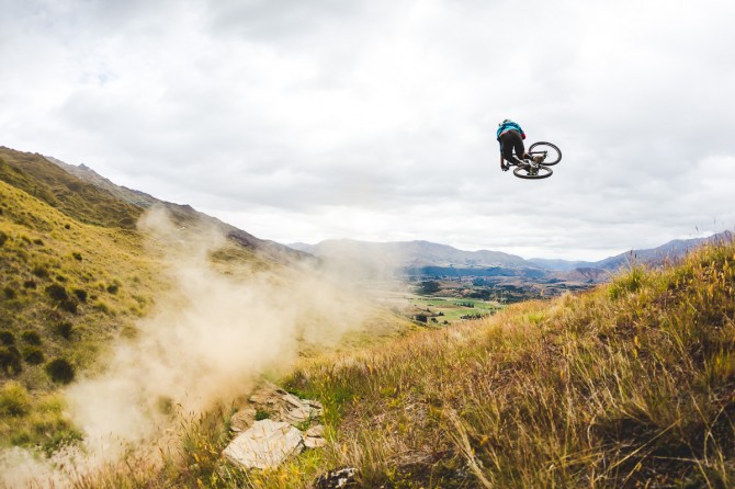 31cff921-3c70-4b78-8d0c-ff53ef79d1cf