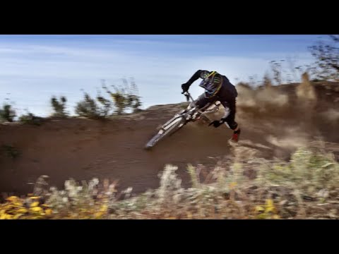 2FO - Foot Out, Flat Out