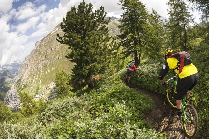 Enduro2 – Last Chance Entries
