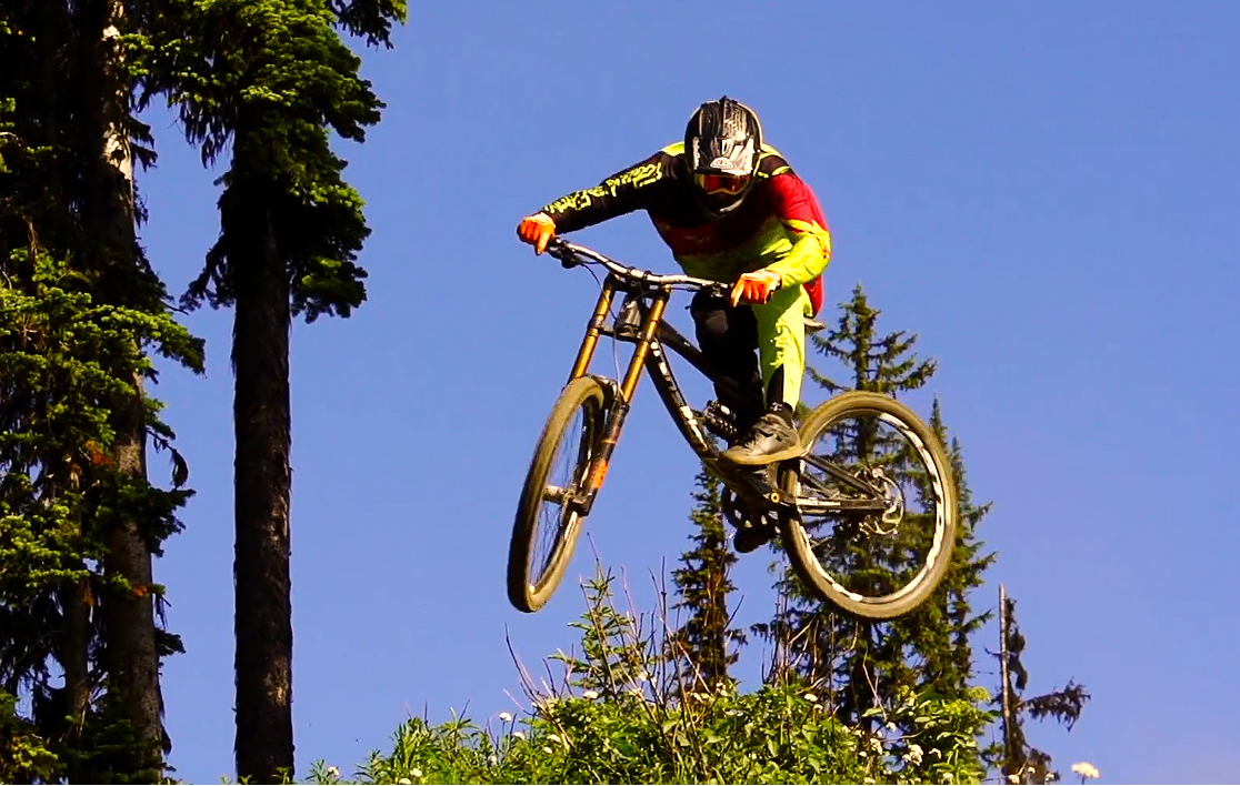 Fresh Tracks : Bas van Steenbergen rides Silver Star