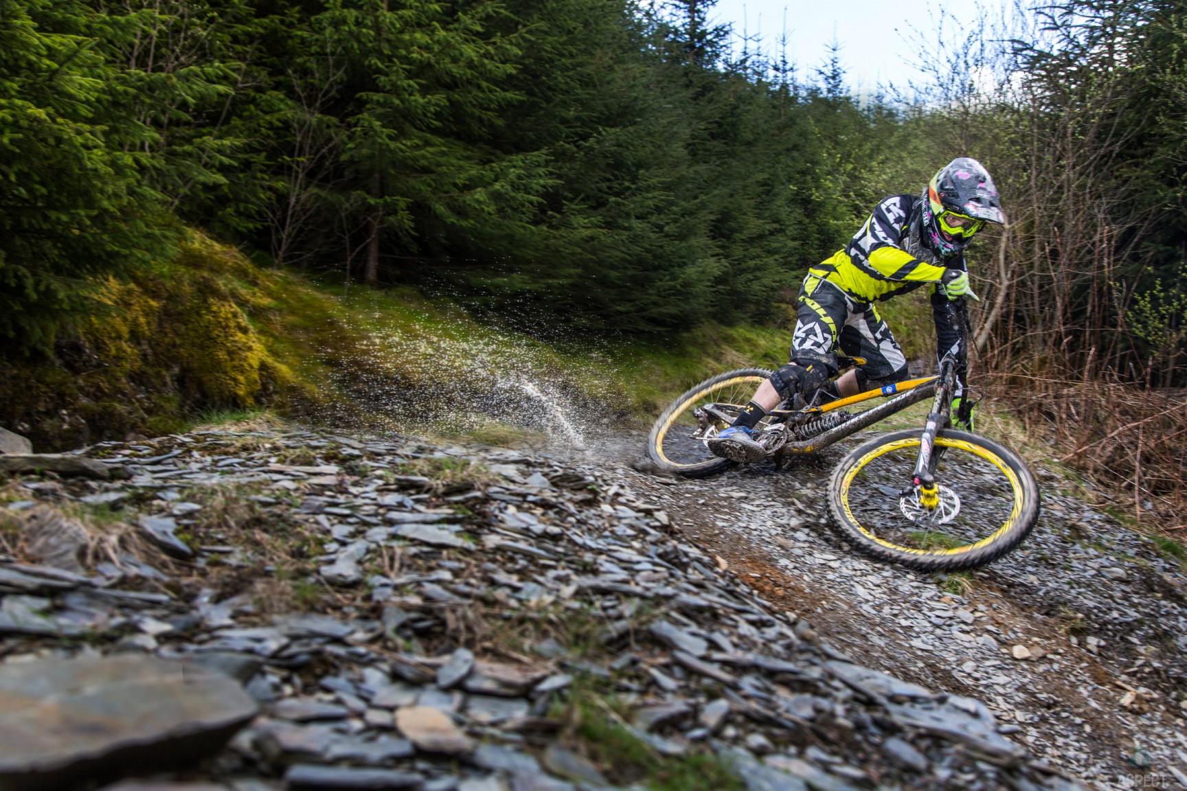 Nukeproof 2016 Pulse - Joe Smith
