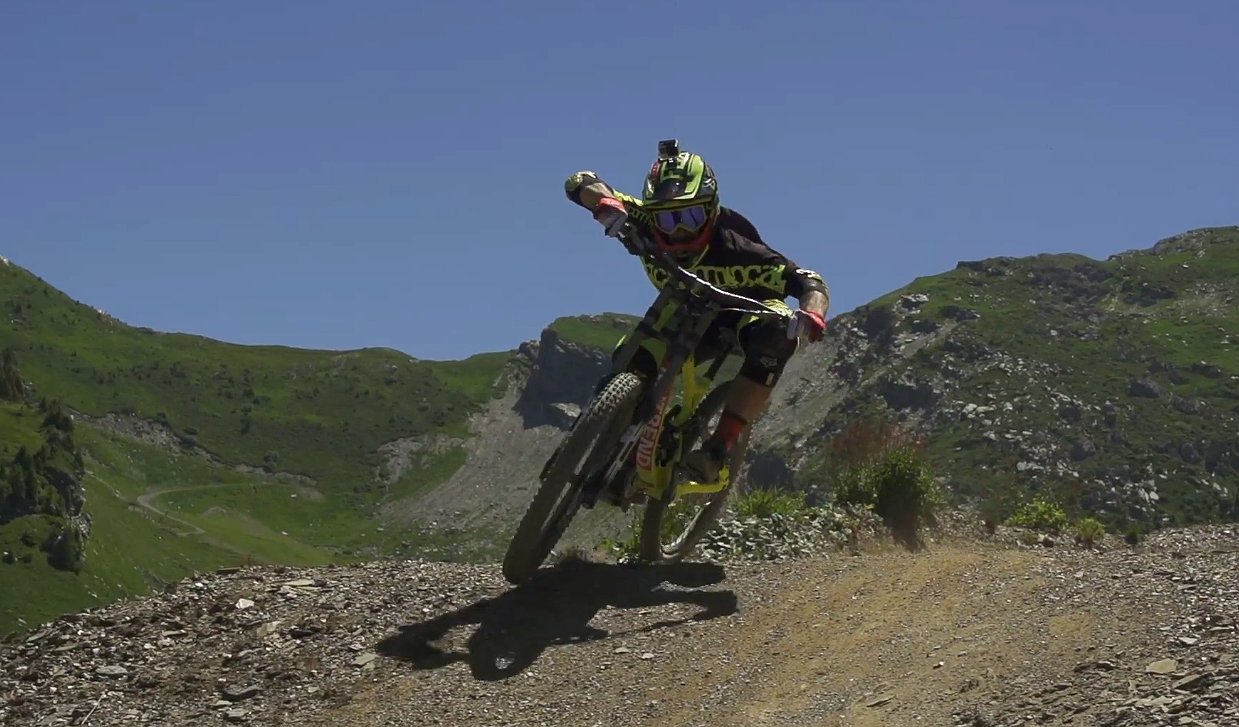 Arek Perin in Chatel