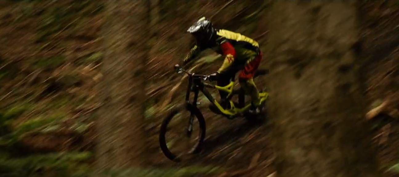 Vincent Pernin Rides The Steeps of Bourg Saint Maurice / Ep3