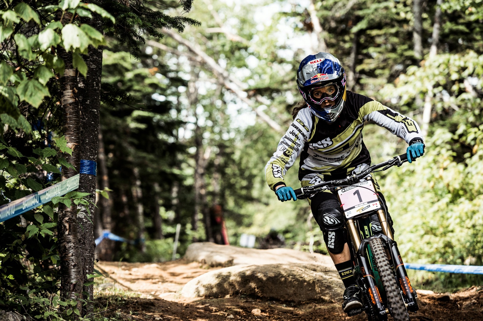 DHI - 2015 UCI MTB World Cup Presented by Shimano: Mont Sainte Anne (CAN) / Actionclip