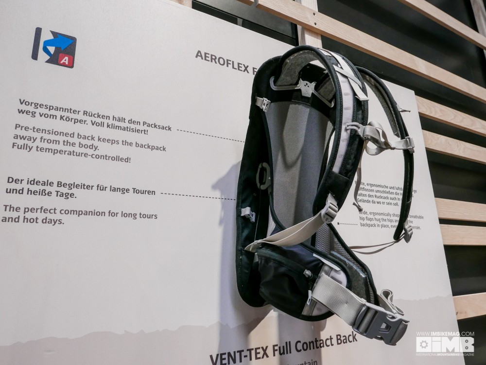 The Aeroflex mesh back suspension, secure, but cool with plenty of ventilation!