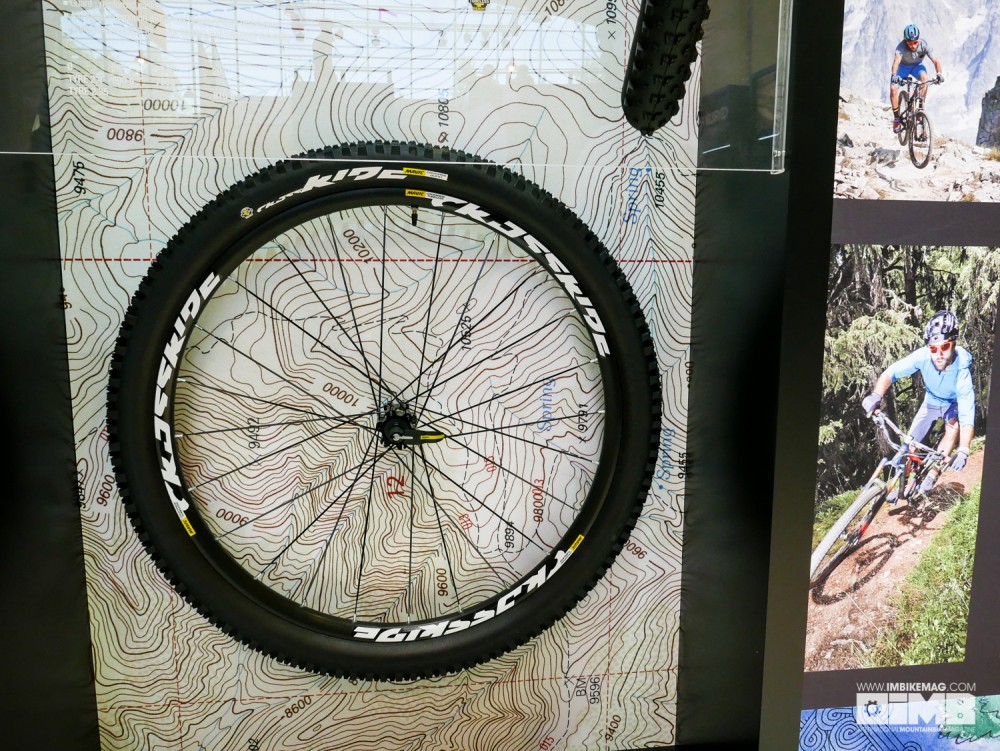 CorssRide Tubeless Quest WTS wheel and tyre set up for trail blasting!