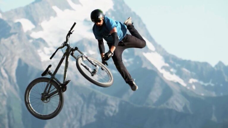 Slopestyle MTB in Breathtaking Slow Motion - Crankworx Les 2 Alpes