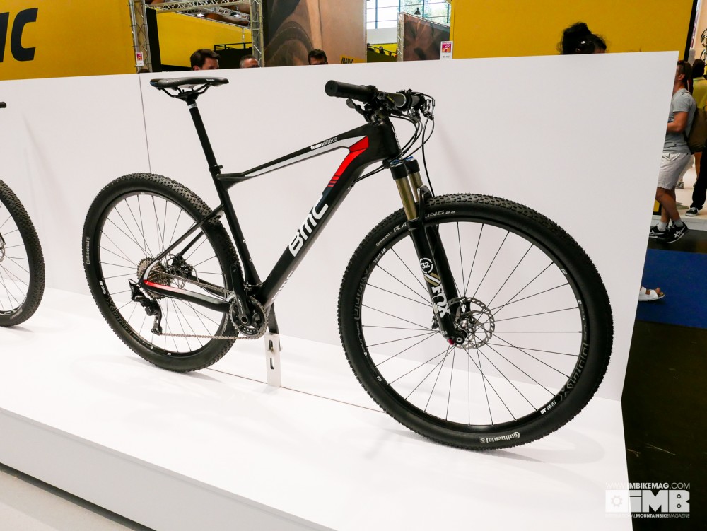 The TeamElite 01 XC race machine with carbon frame and Shimano XTR Di2 as standard...