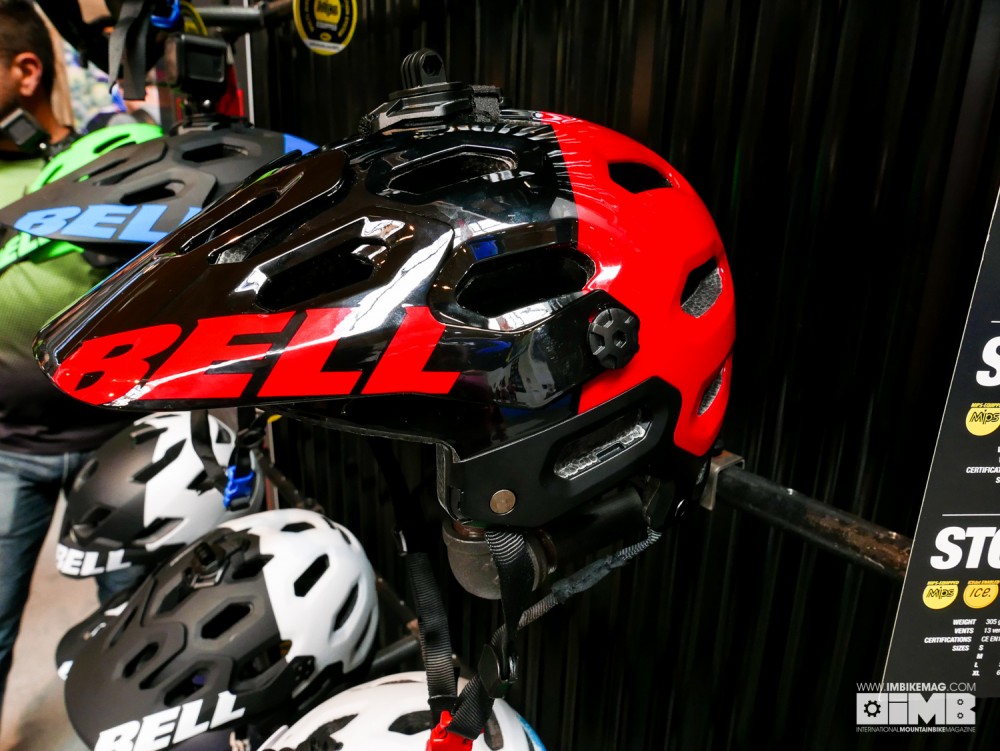 The Super 2 for men in red and black...