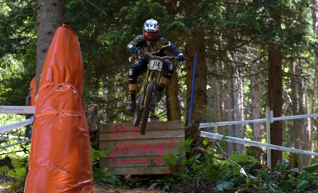 A Supreme Privateer - COMMENCAL at Lenzerheide WC