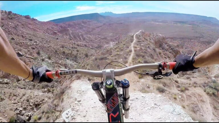 Crazy steep and exposed trail in Utah