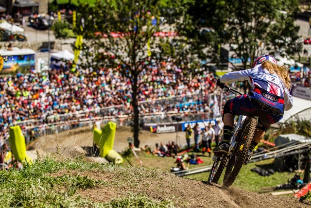 Rachel racing hard... Photo: Sven Martin