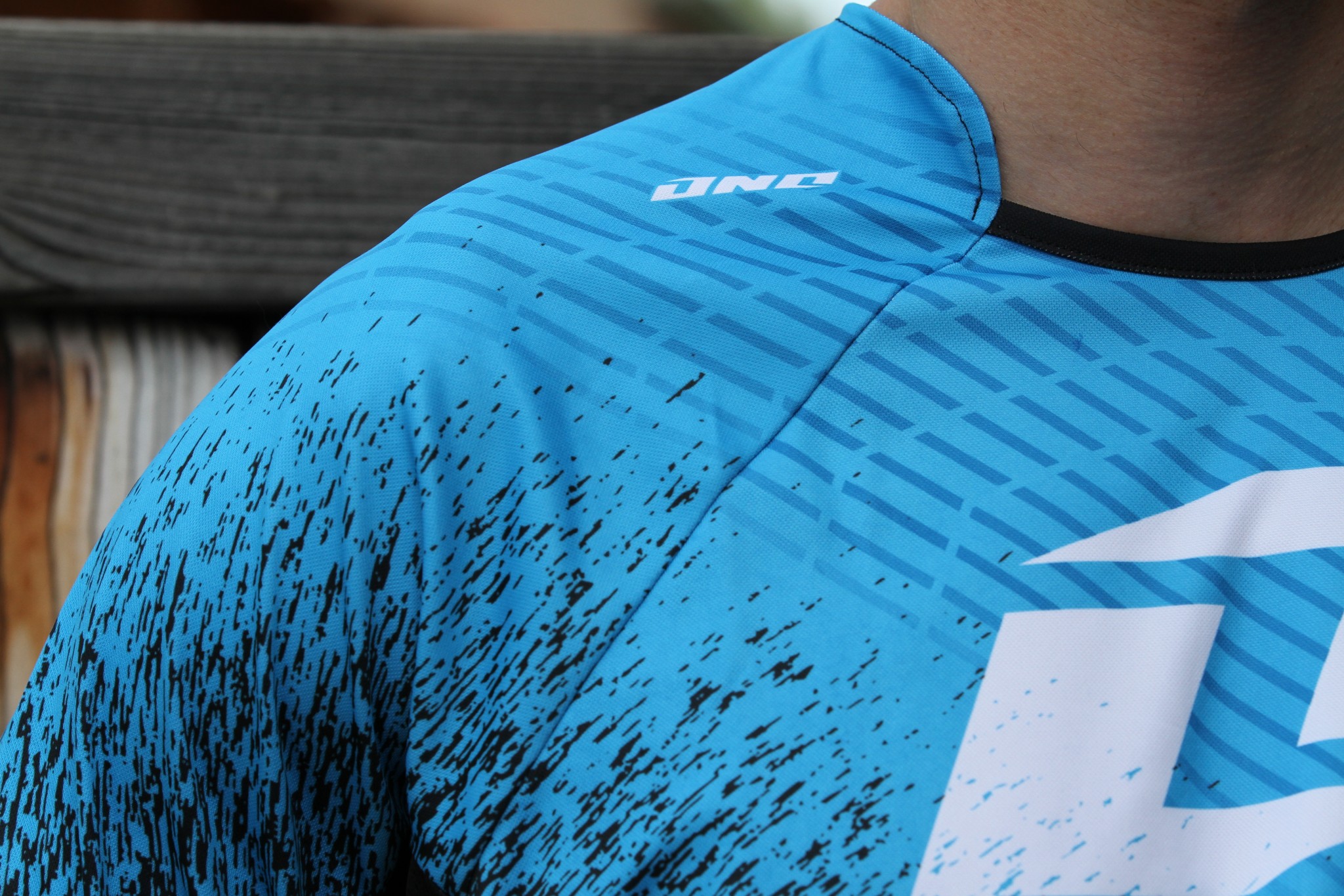 ONE Industries Vapor Noise Jersey 2013 | Mountain Bike Reviews ...