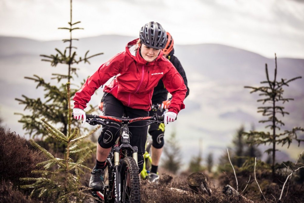 Katy Winton wears Endura SingleTrack Jacket