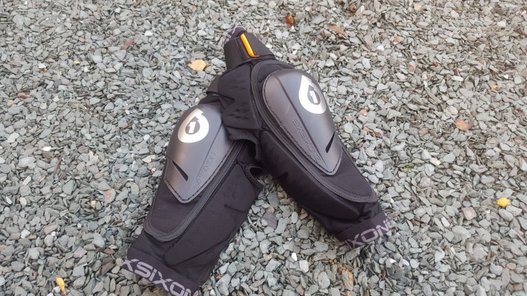SixSixOne Rage Knee Pads