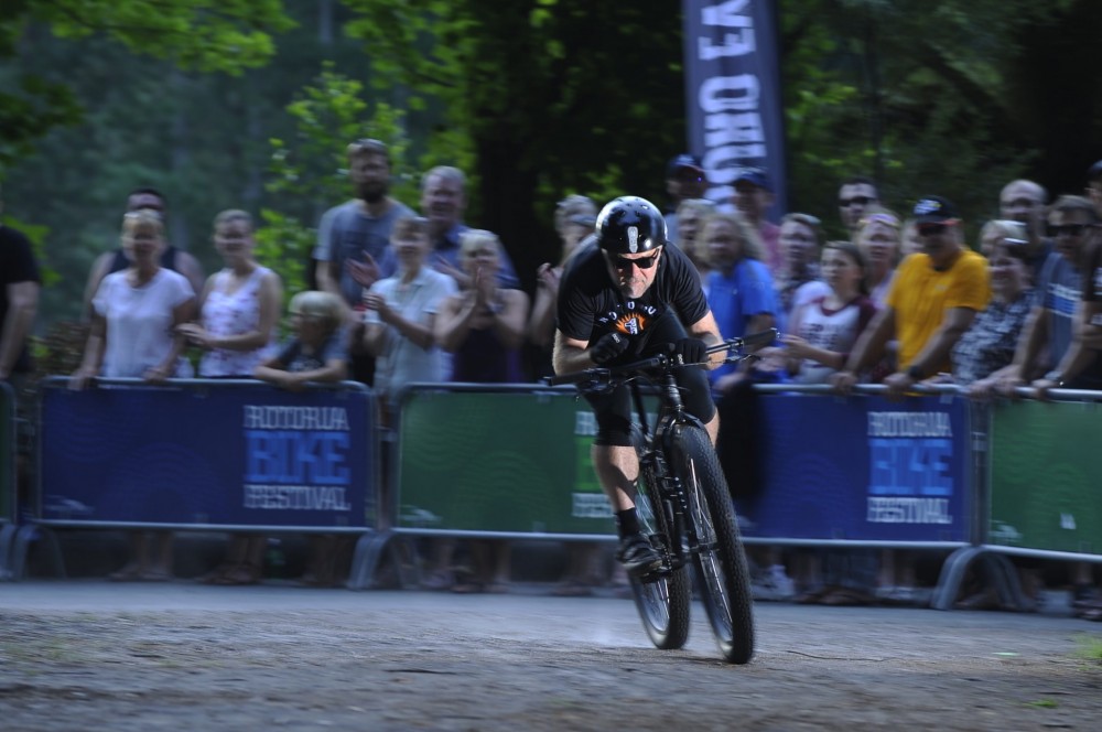 The legendary Gaz Sullivan from Nzo dirtwear takes on the Redwoods Coast on a fatty (Allan Ure, Photos4Sale)