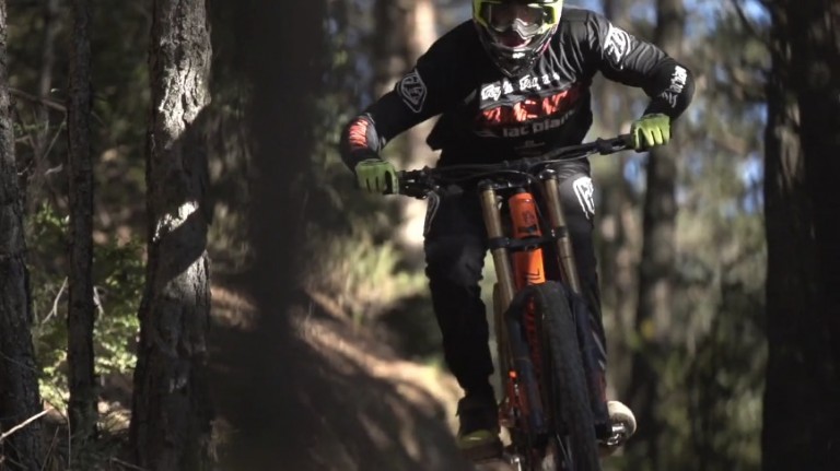 #MondayMotivation: Team Commencal Lac Blanc In Andorra