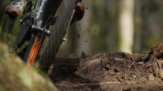 Is This The World's Best Singletrack? Chasing Trail- Ep. 1 With Rémy Absalon