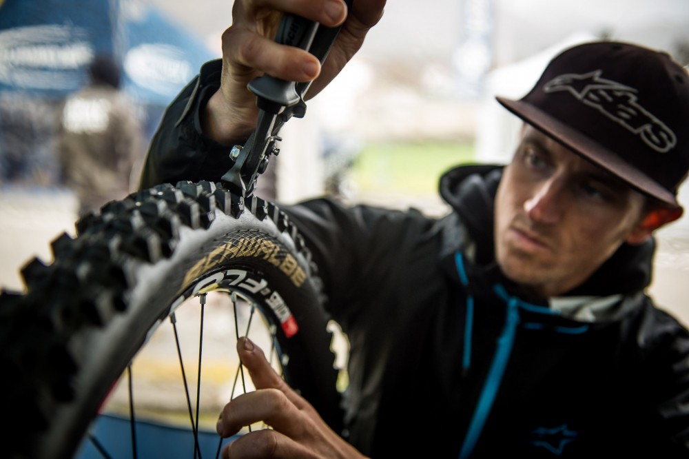 Schwalbe_TreadCutter