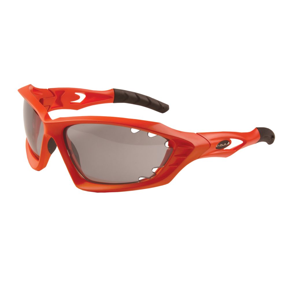 The Endura Mullet comes in Orange, Green