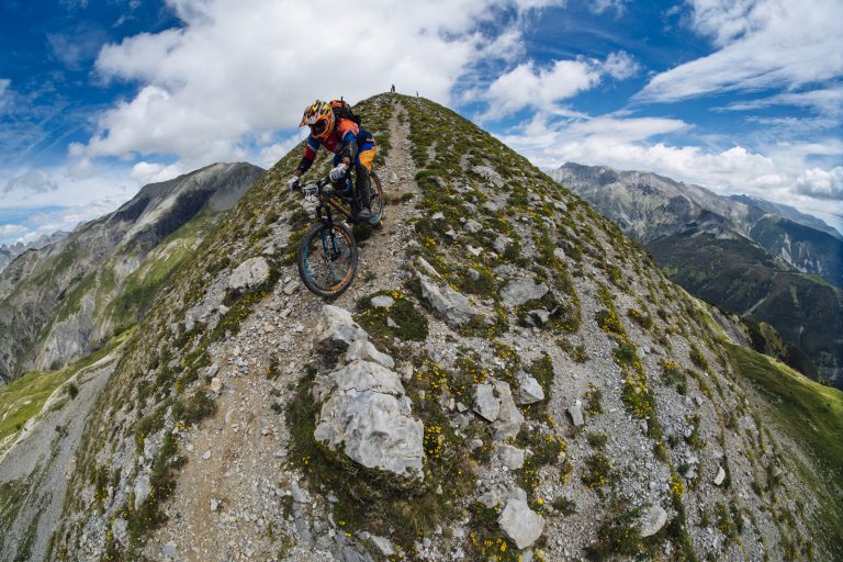 Mavic Trans-Provence 2016 /// Grey Earth & Big Vert