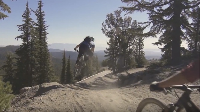 Midtown: Knee Deep Section
