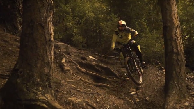 YT Rider Erik Irmisch At Skyline Queenstown Bike Park