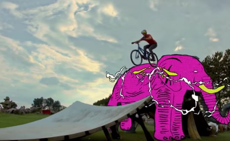 Kenny Belaey and Tom Oehler Session Bizarre MTB Trials Playground