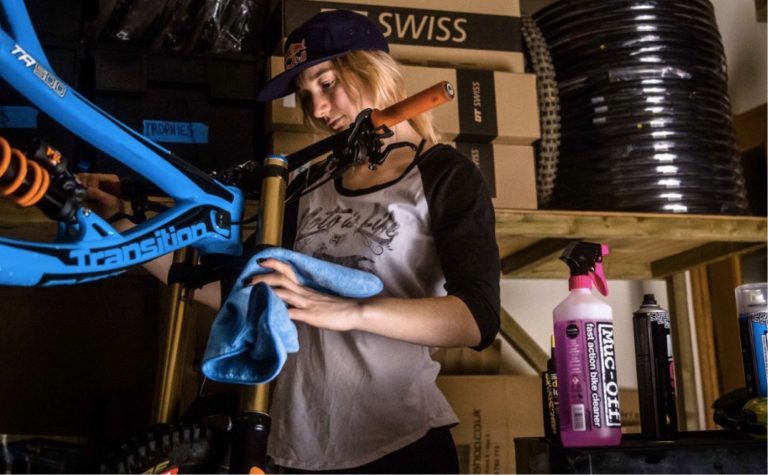 Getting Filthy With FMD Racing 2017 // Muc-Off